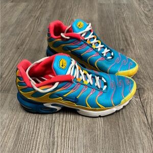 NIKE AIR MAX PLUS TN "SUPERMAN ICE CREAM" SIZE 6.5Y